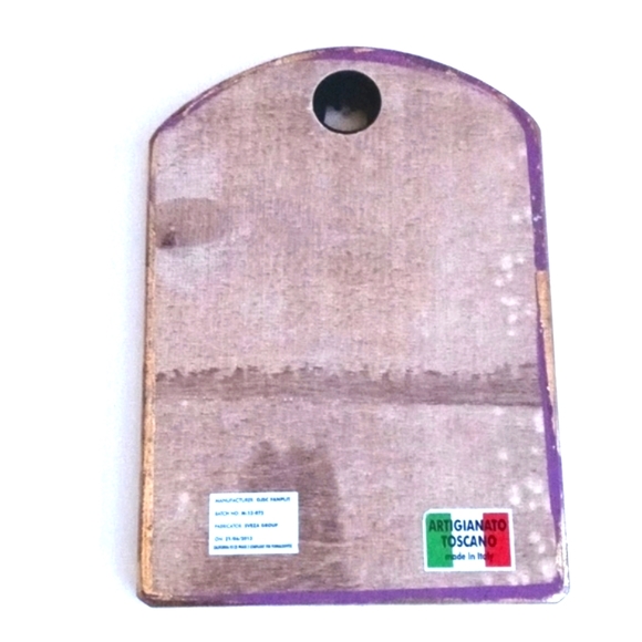 Mother Mary Wooden Wall Art Trimmed in Gold - Picture 4 of 9